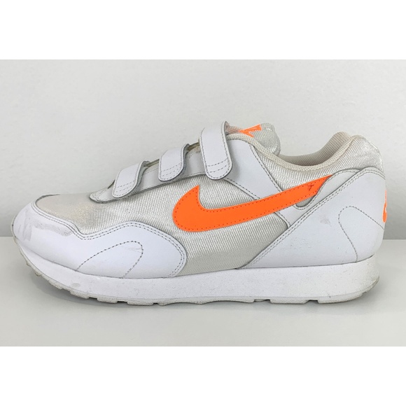 Nike white and neon orange sneakers women's size 10 - Picture 6 of 11